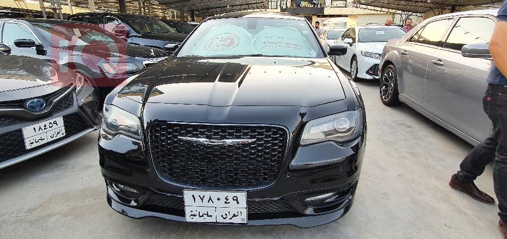 كرايسلر 300